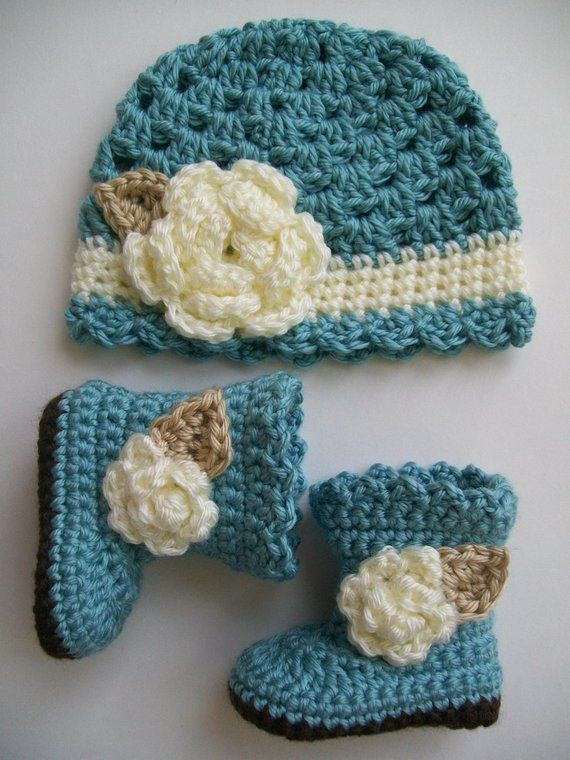 Handmade Baby Cap & Booties (0-12M)