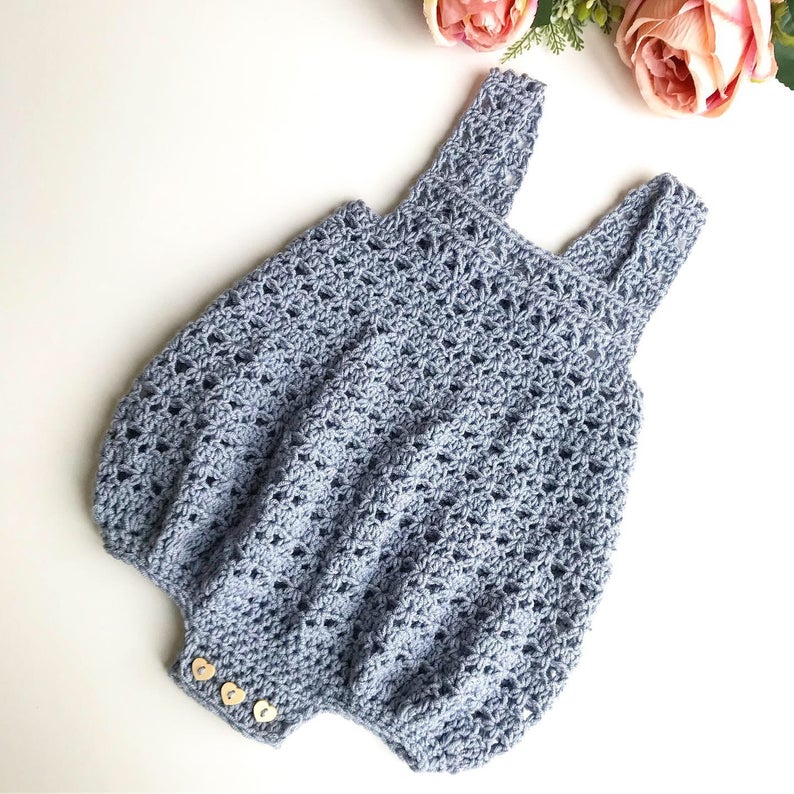 Handmade Crochet Baby Outfit- Size: 0M-4Y